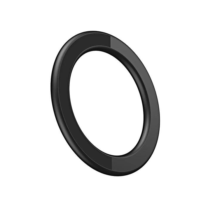 Anel preto de silicone circular minimalista, acessório moderno em fundo branco.